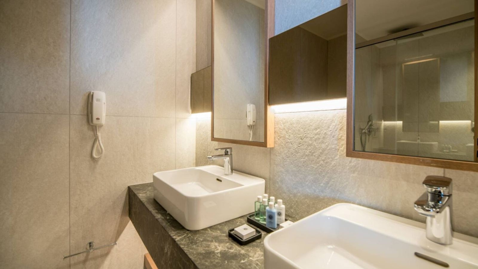 rooms-serenity-suite-seaview