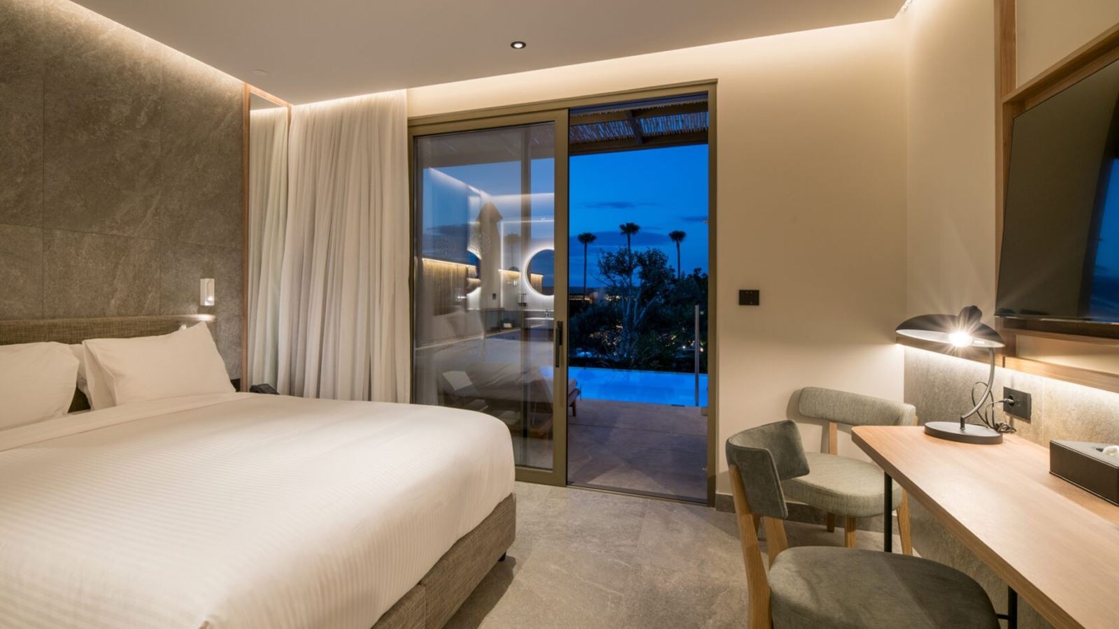 rooms-classic-double-gardenview-sharedpool