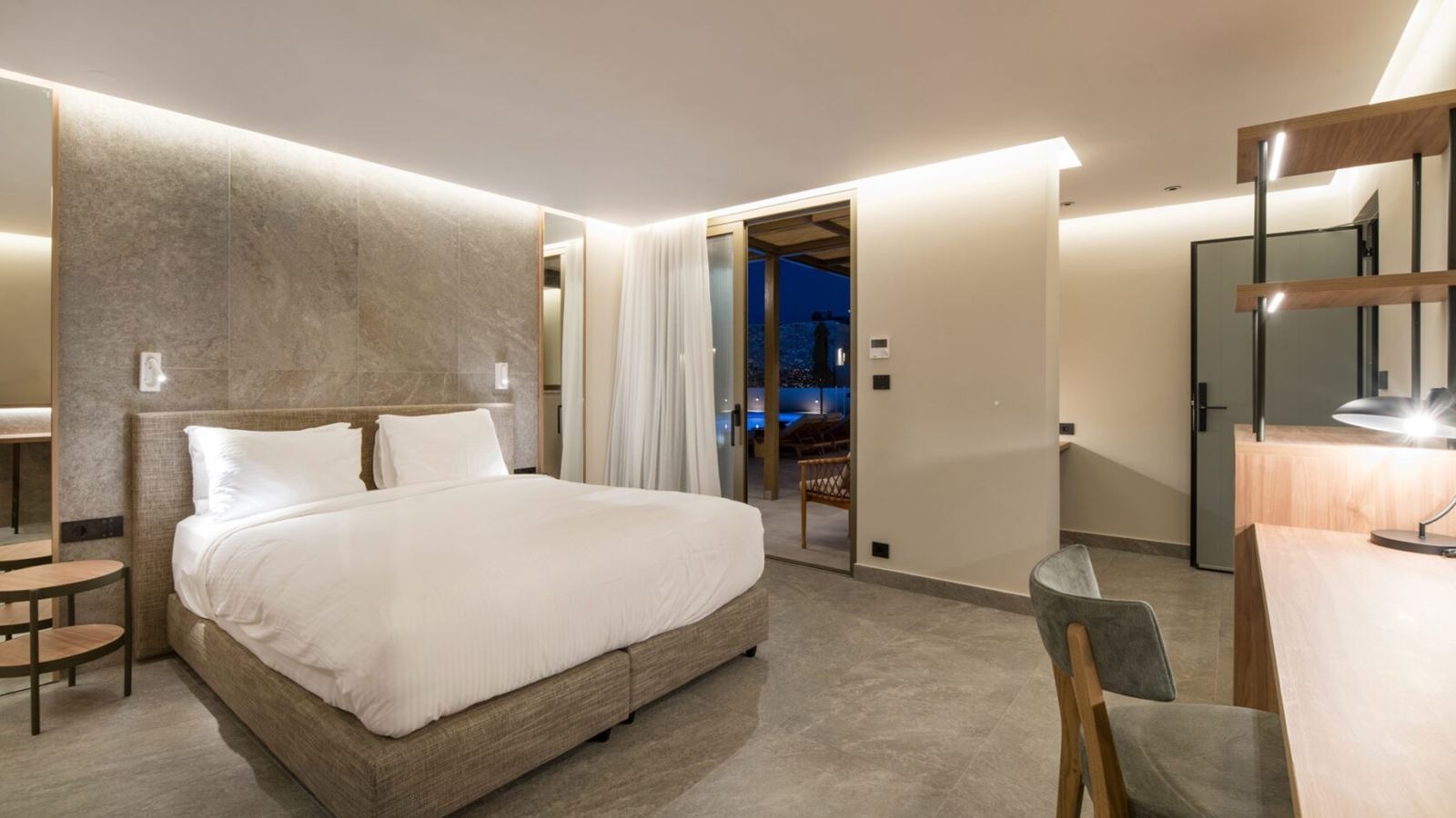 rooms-classic-double-gardenview-sharedpool