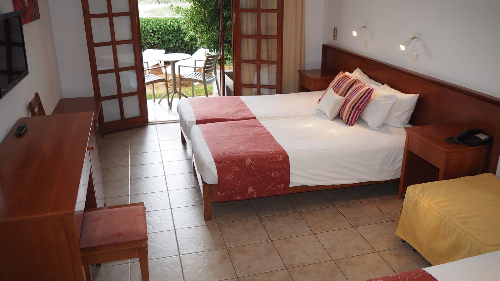 rooms-standard-bungalow