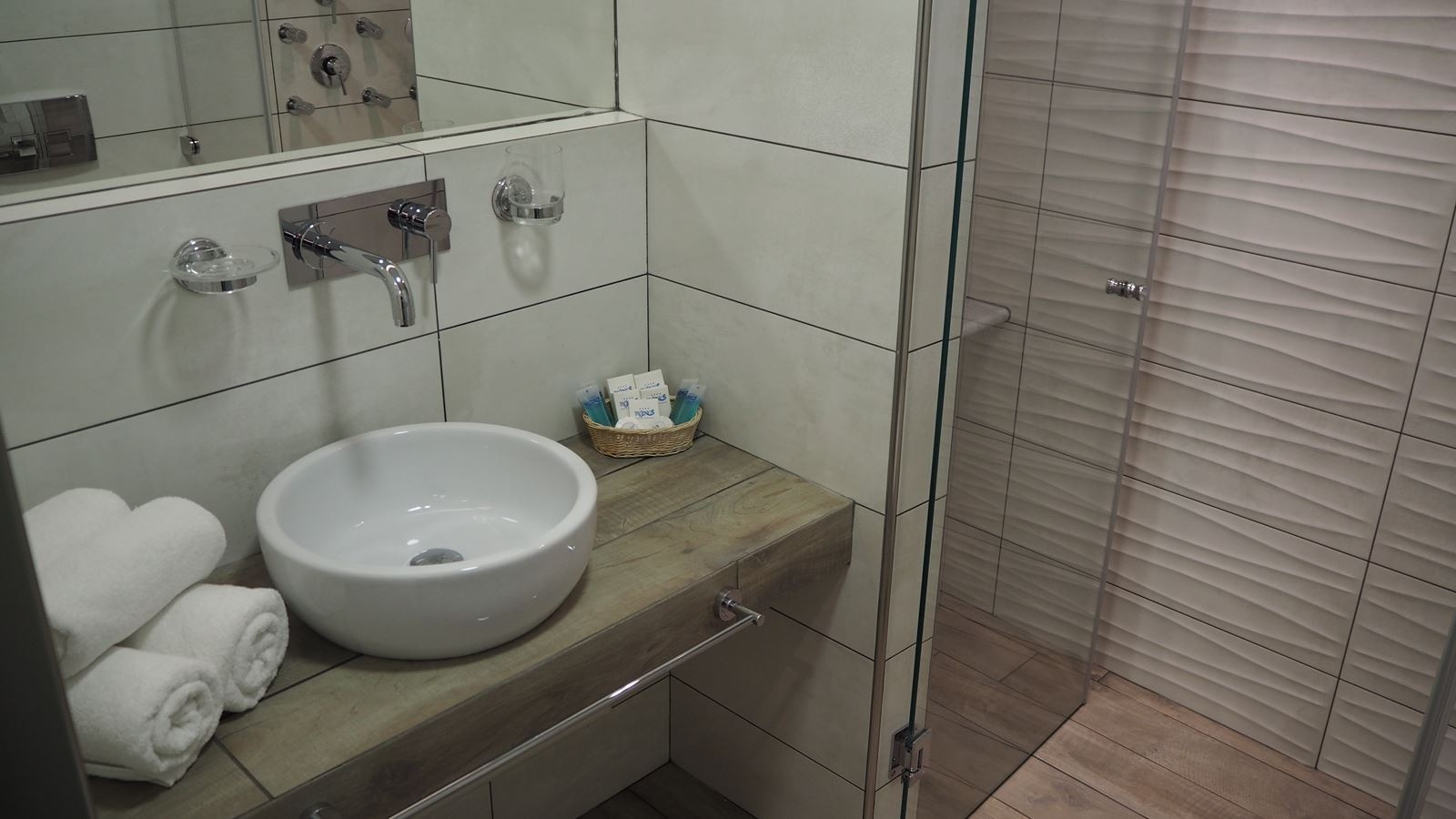 rooms-superior-bungalow