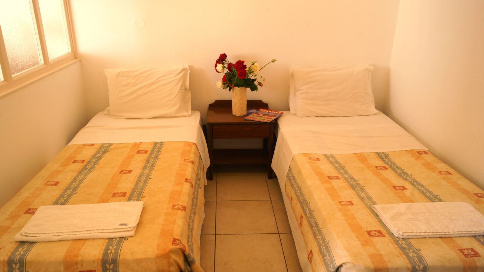 rooms-room-family-2-rooms-gardenview