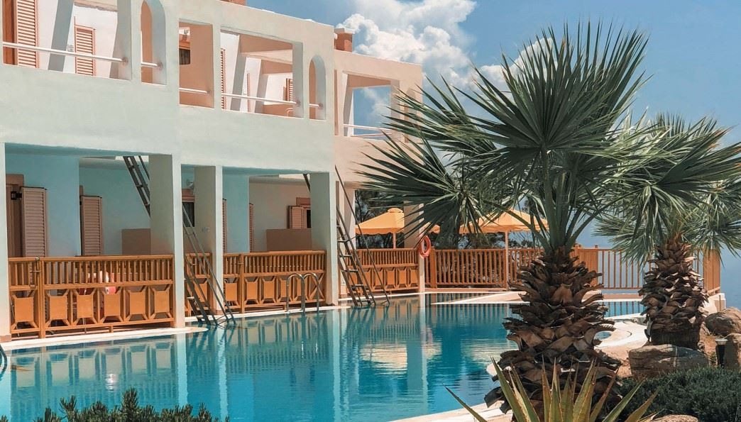 rooms-superior-family-sharing-pool