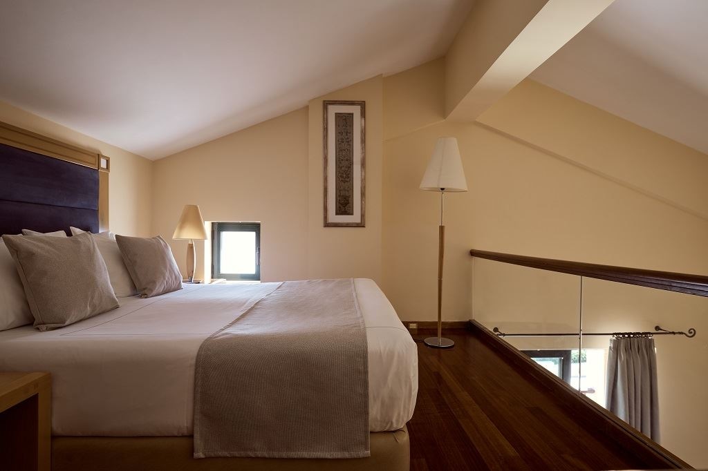 rooms-maisonette-side-sea-view