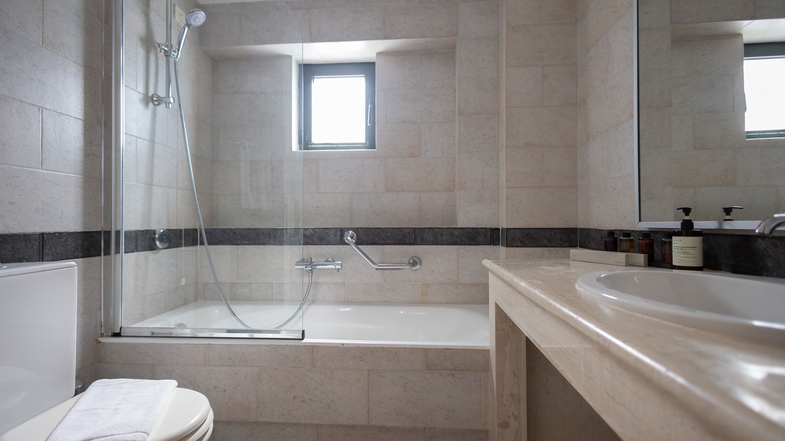 rooms-maisonette-side-sea-view