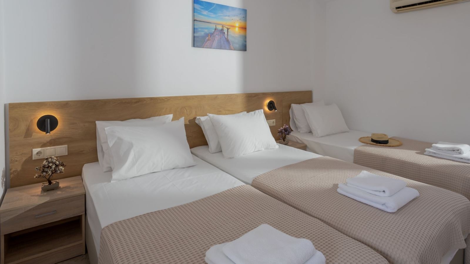 rooms-triple-room