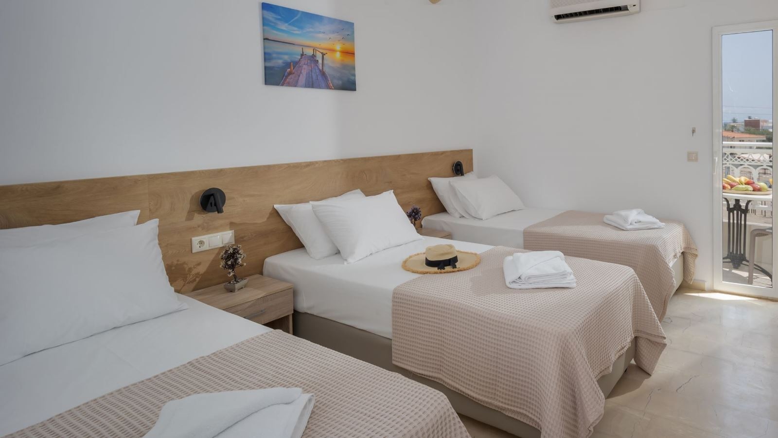 rooms-triple-room