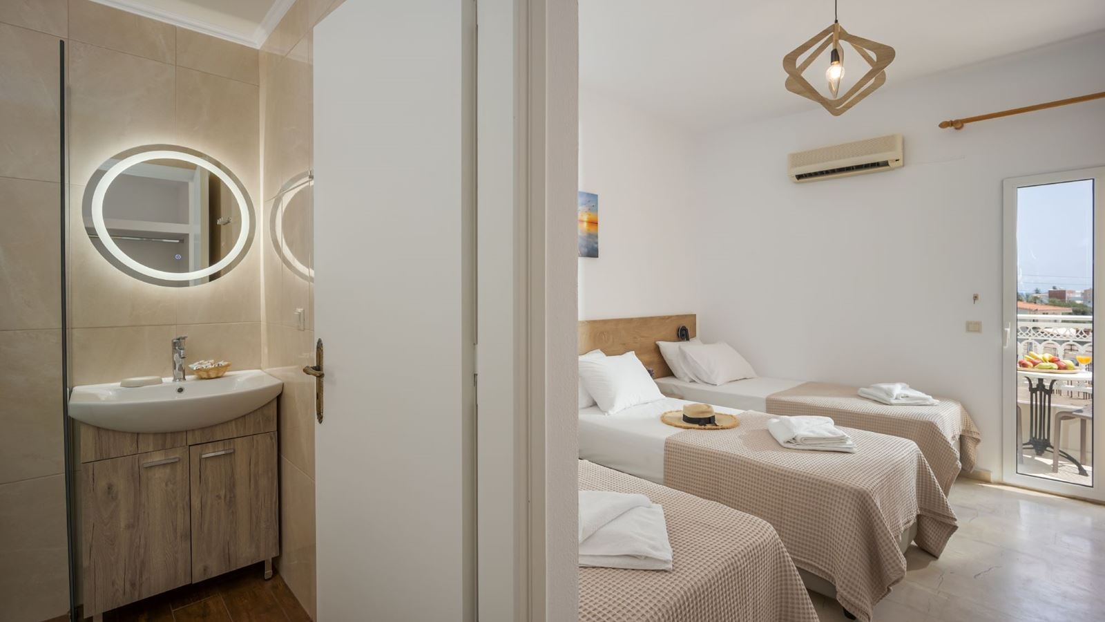 rooms-triple-room
