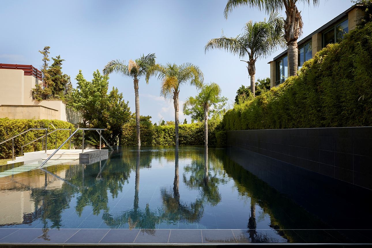 pools-outdoor--indoor-pool
