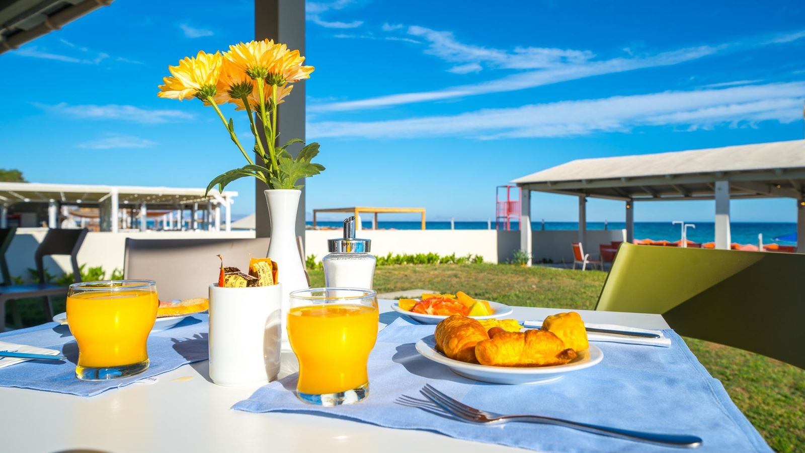 restaurants-main-building