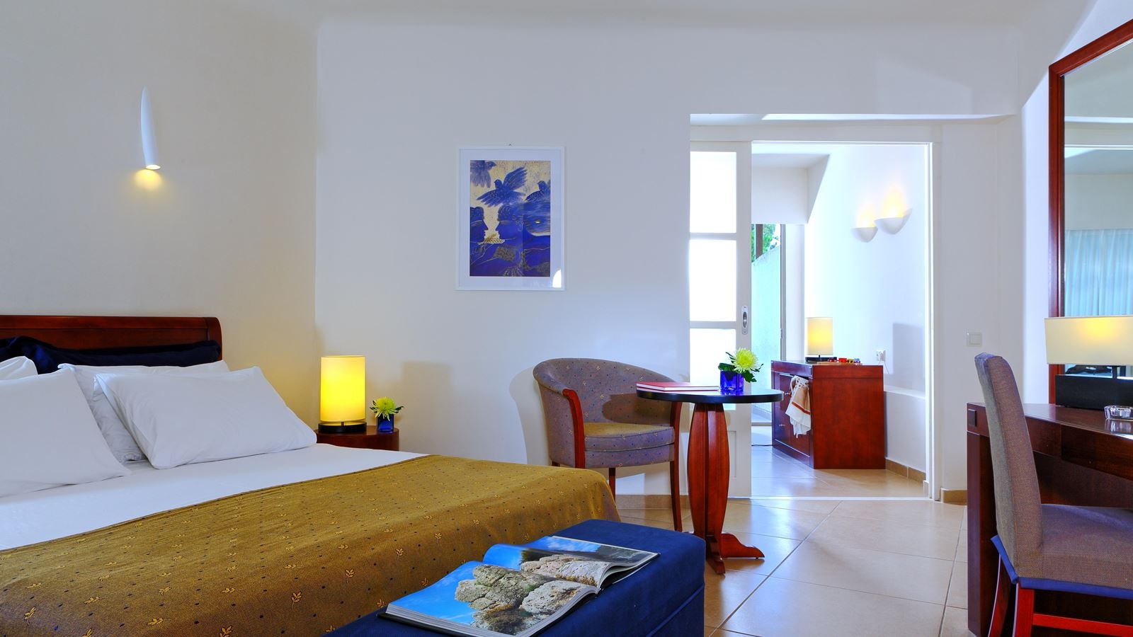 rooms-room-family-2-rooms-garden-view