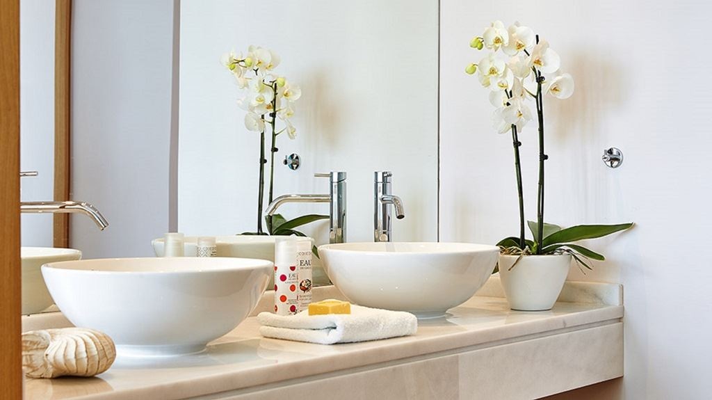 rooms-suite-1-bedroom-garden-view