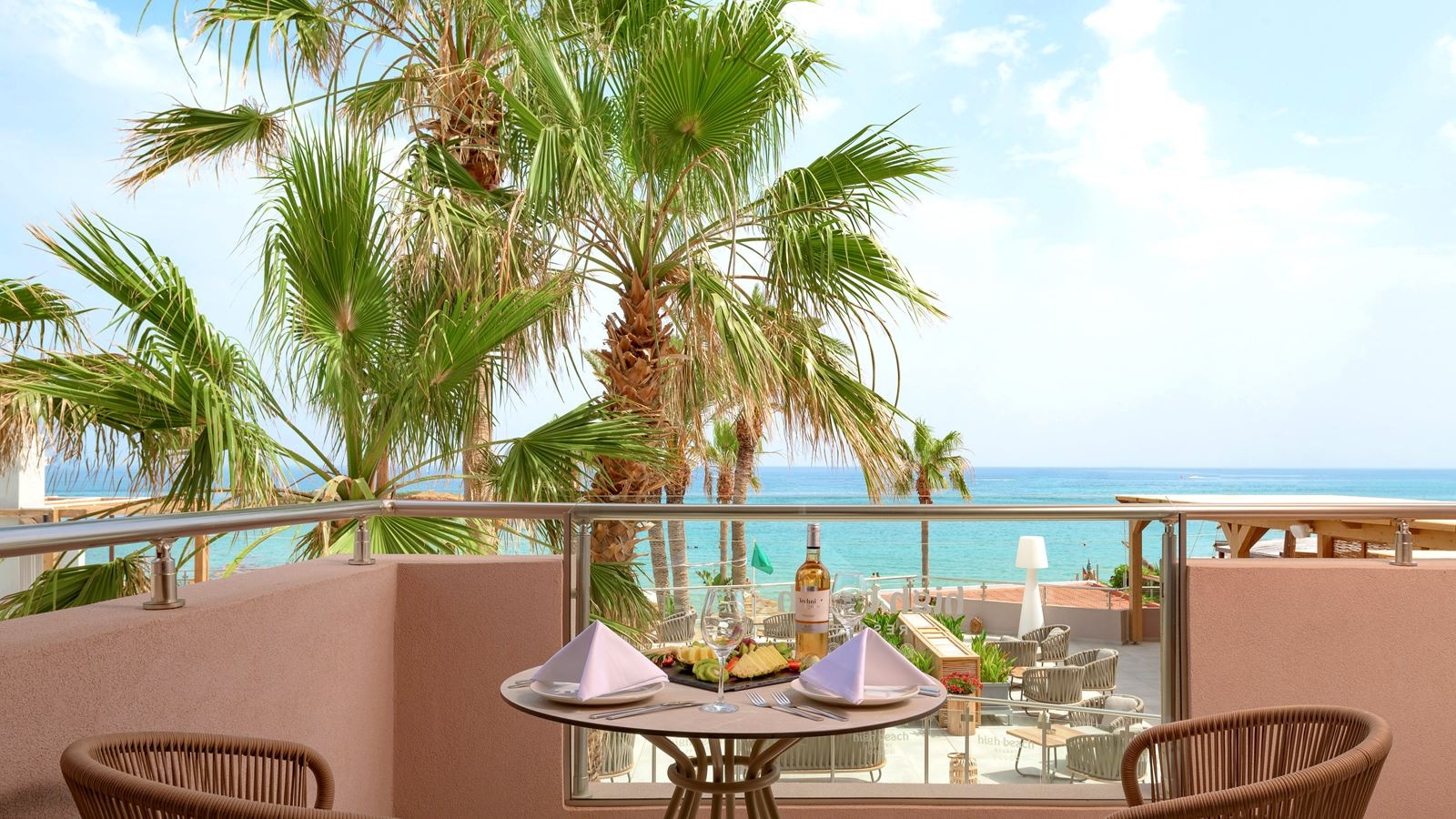 rooms-emerald-suite-sea-view