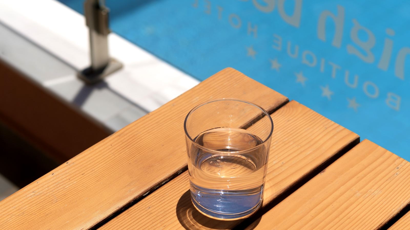 rooms-deluxe-grand-2-bedrooms-beachfront-fsv