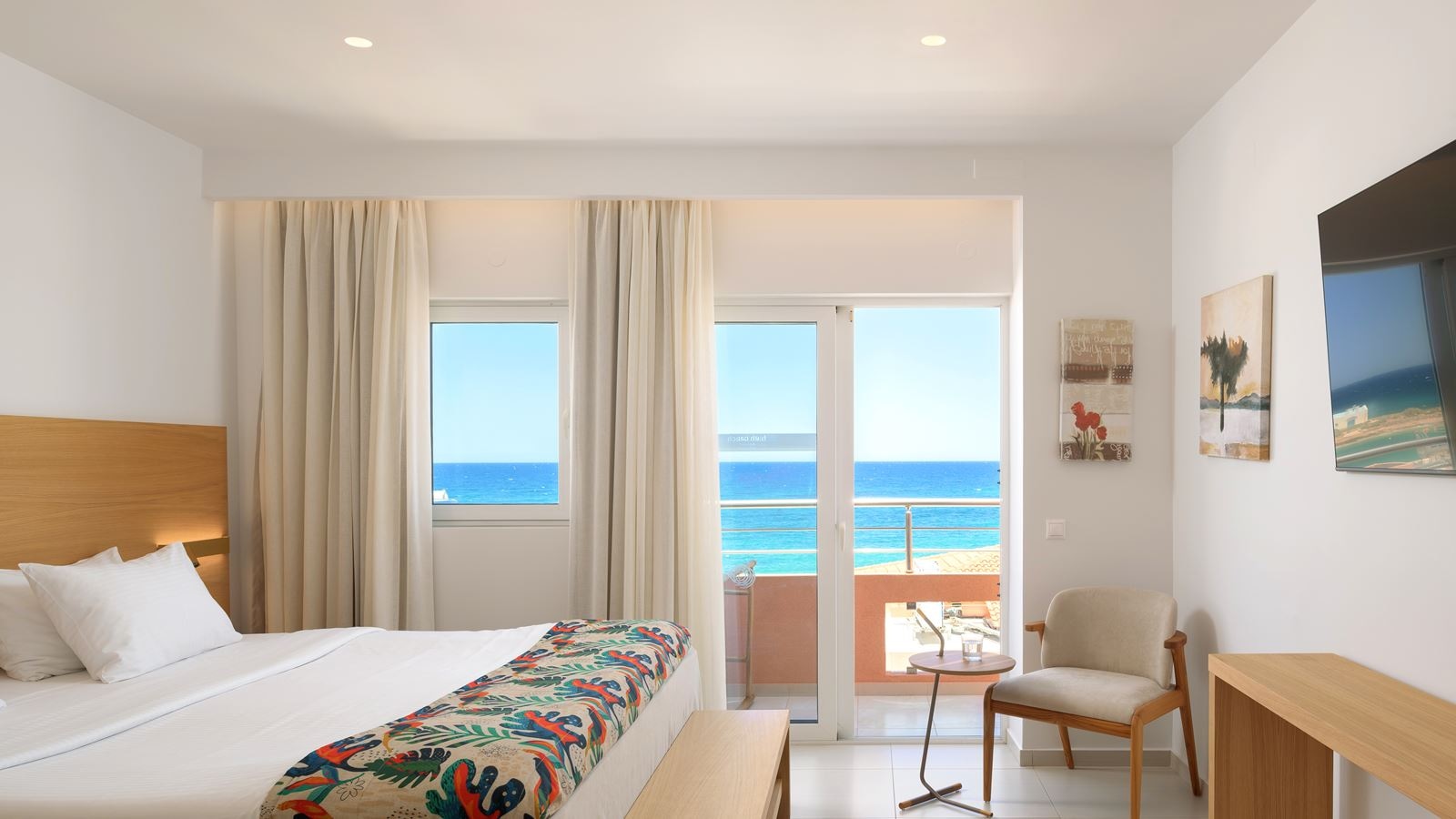 rooms-aqua-marine-suite-sea-view