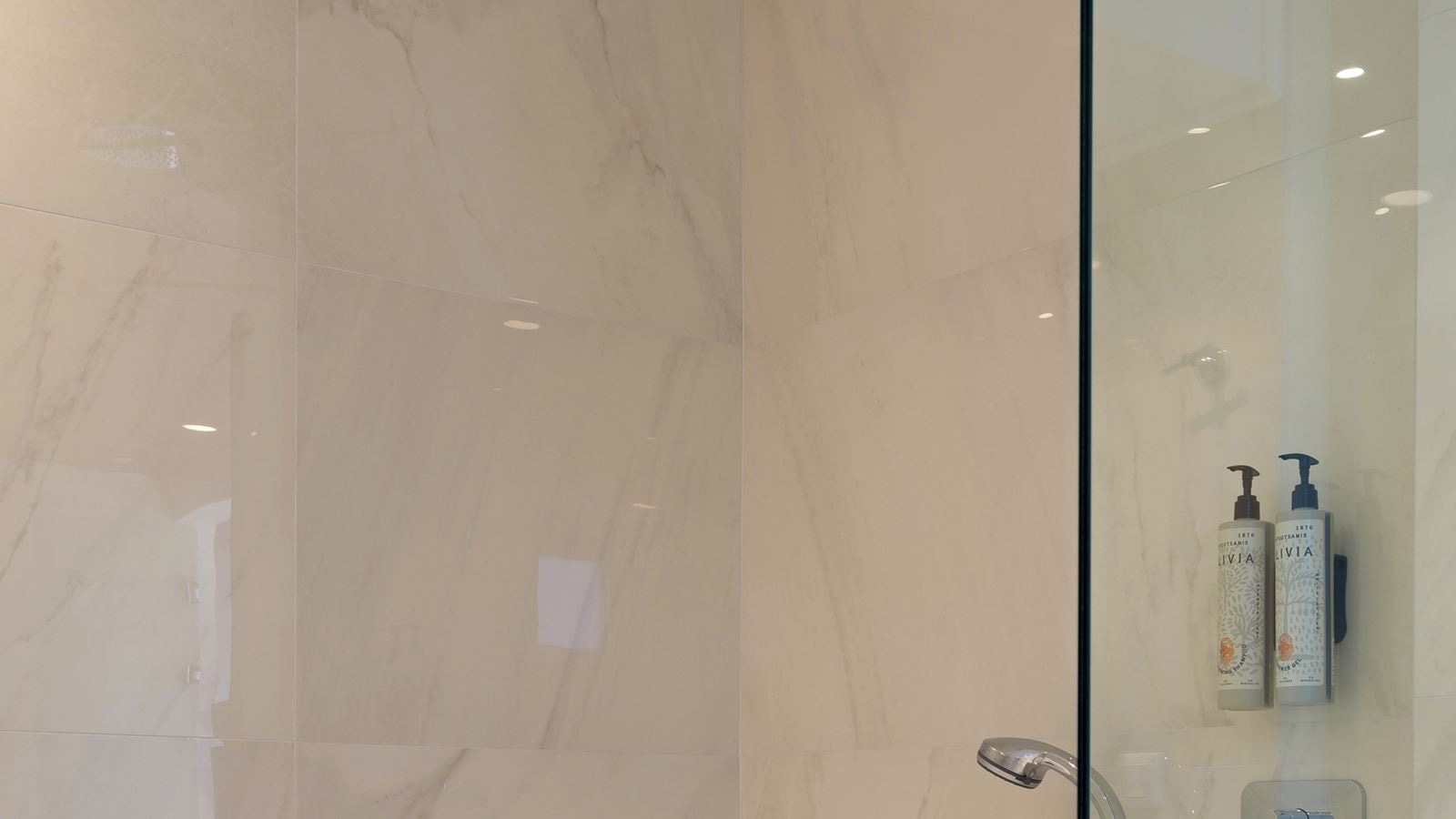 rooms-aqua-marine-suite-sea-view