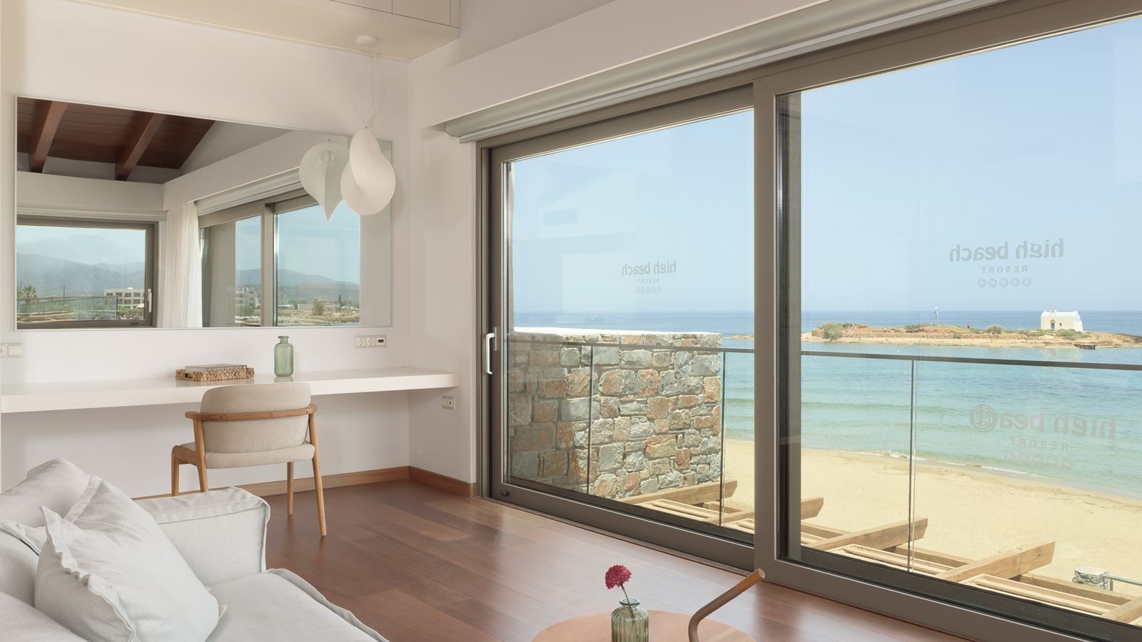 rooms-pasiphae-beachfront-villa