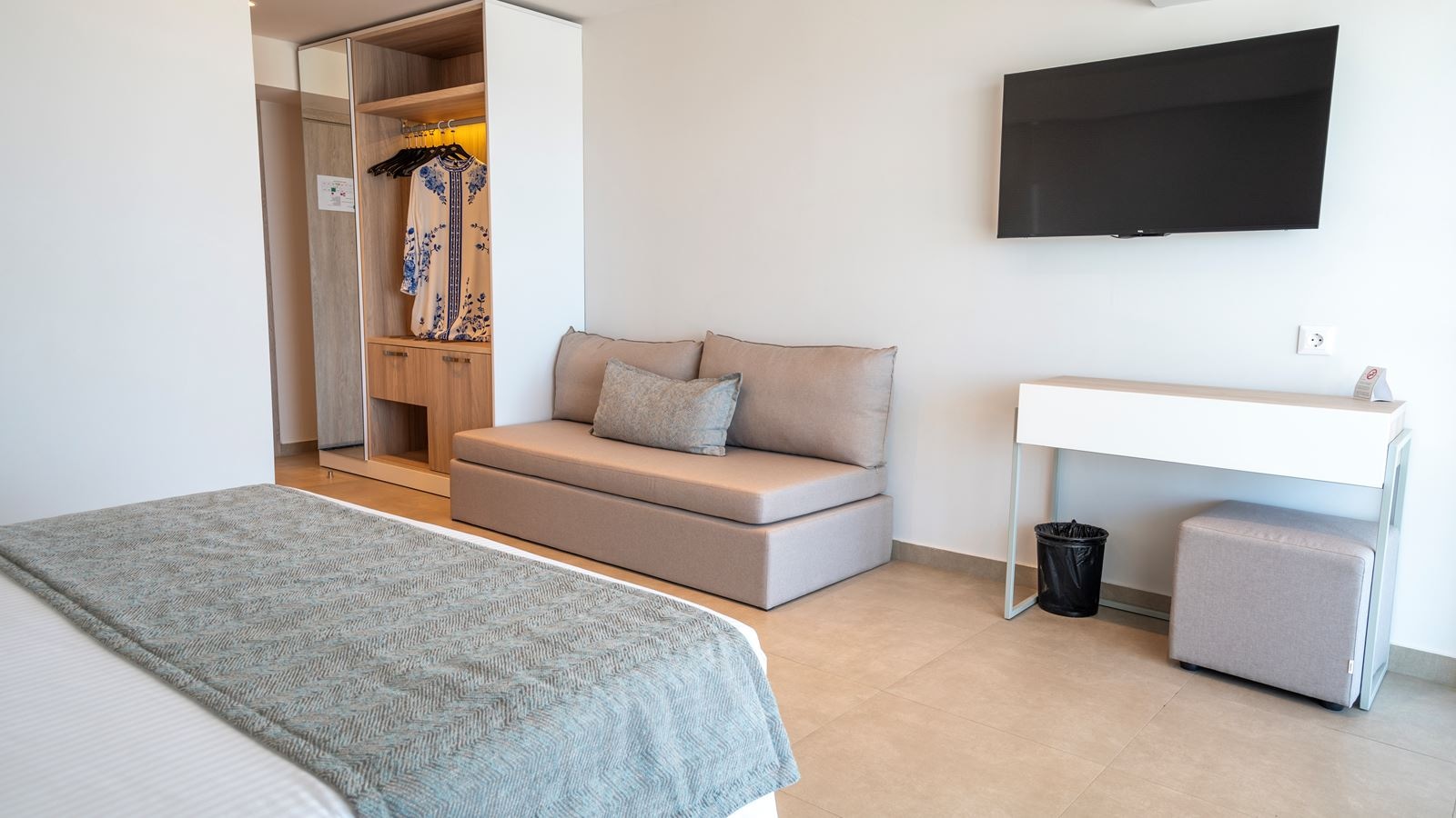 rooms-double-superior-land-view