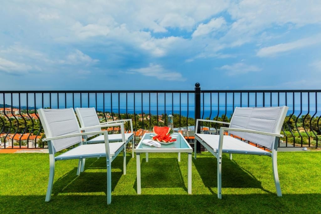 rooms-suite-deluxe-sea-view