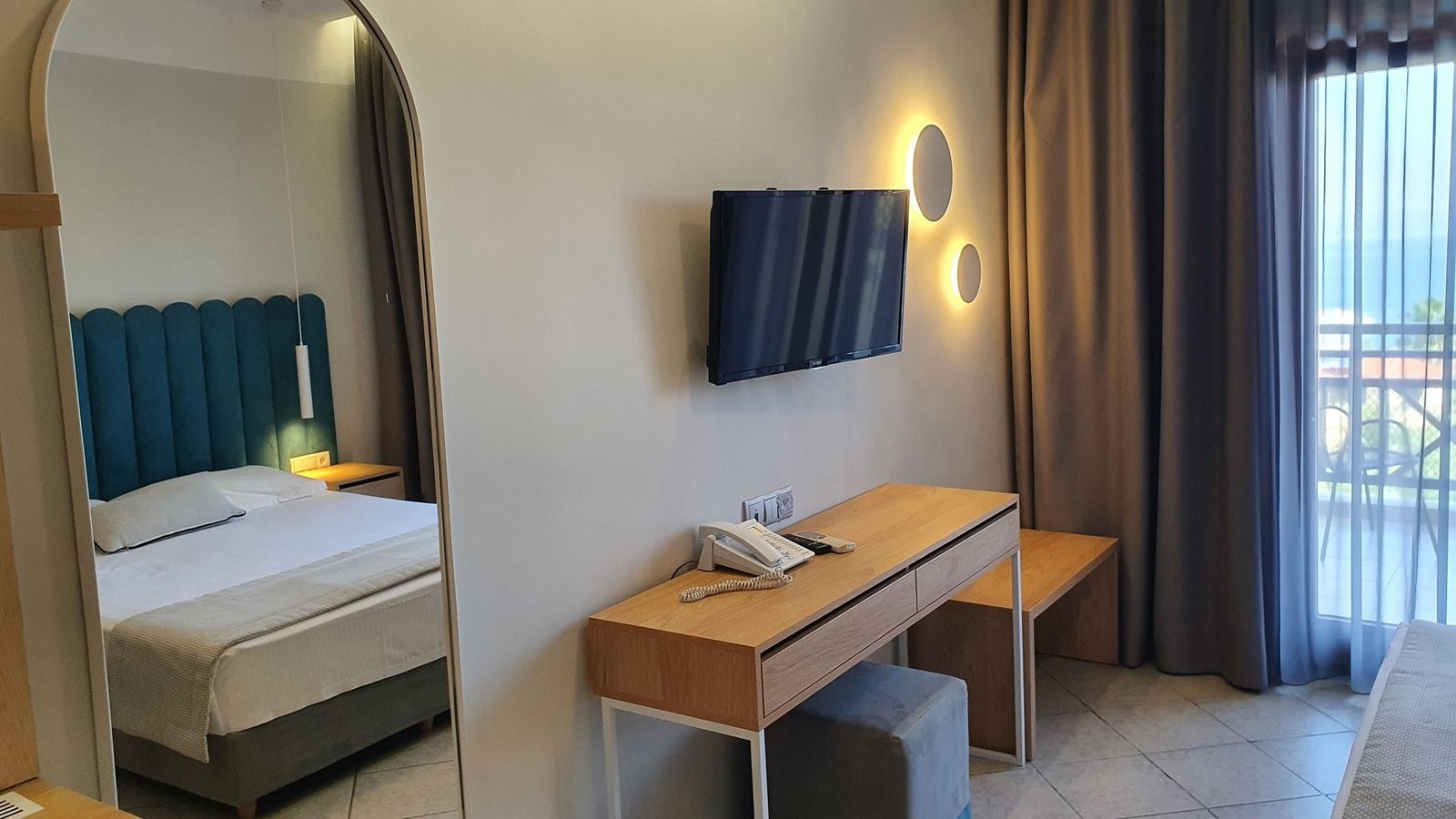 rooms-double-superior-room