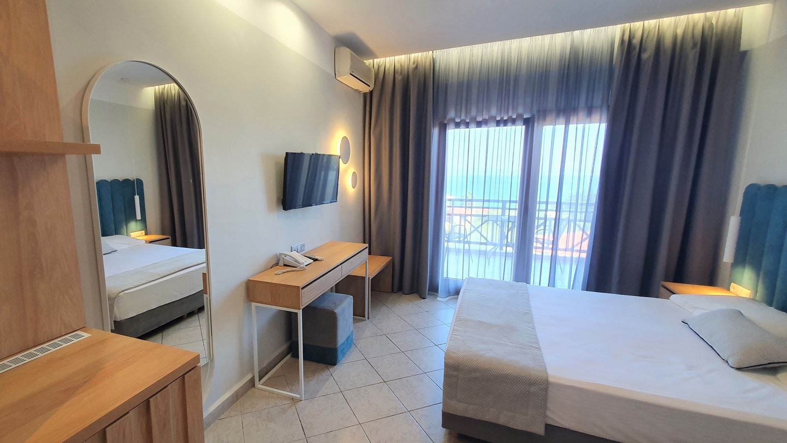 rooms-double-superior-room