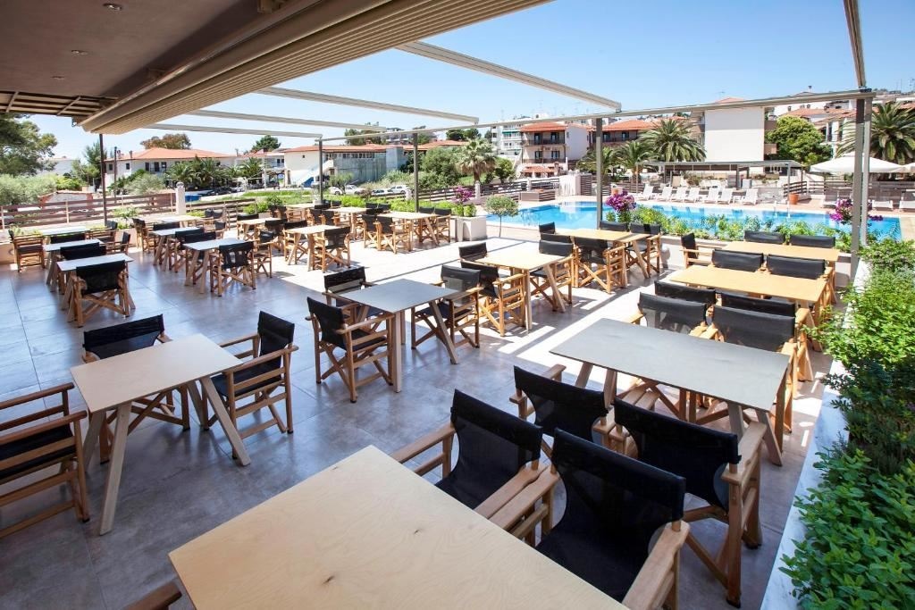 restaurants-restaurants