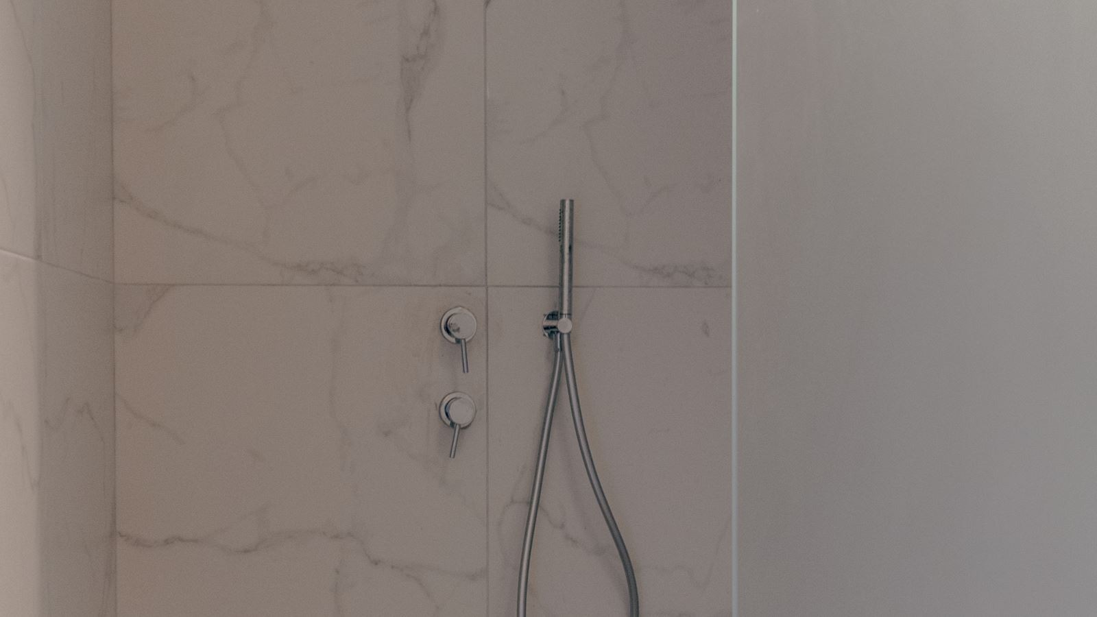 rooms-suite-junior-double