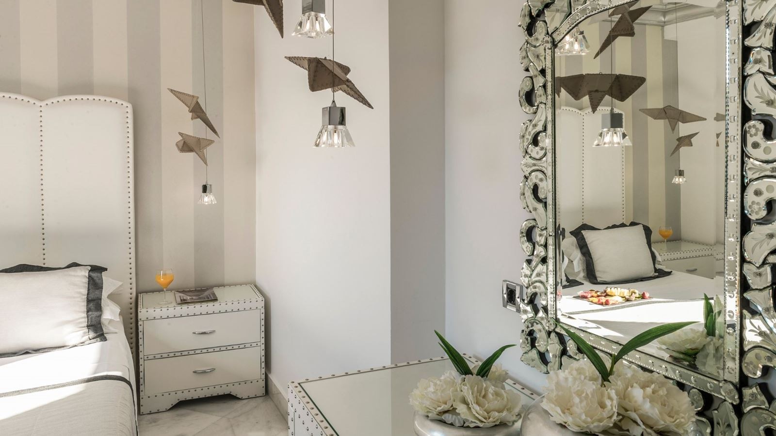 rooms-single-mountain-view--balcony-or-terrace