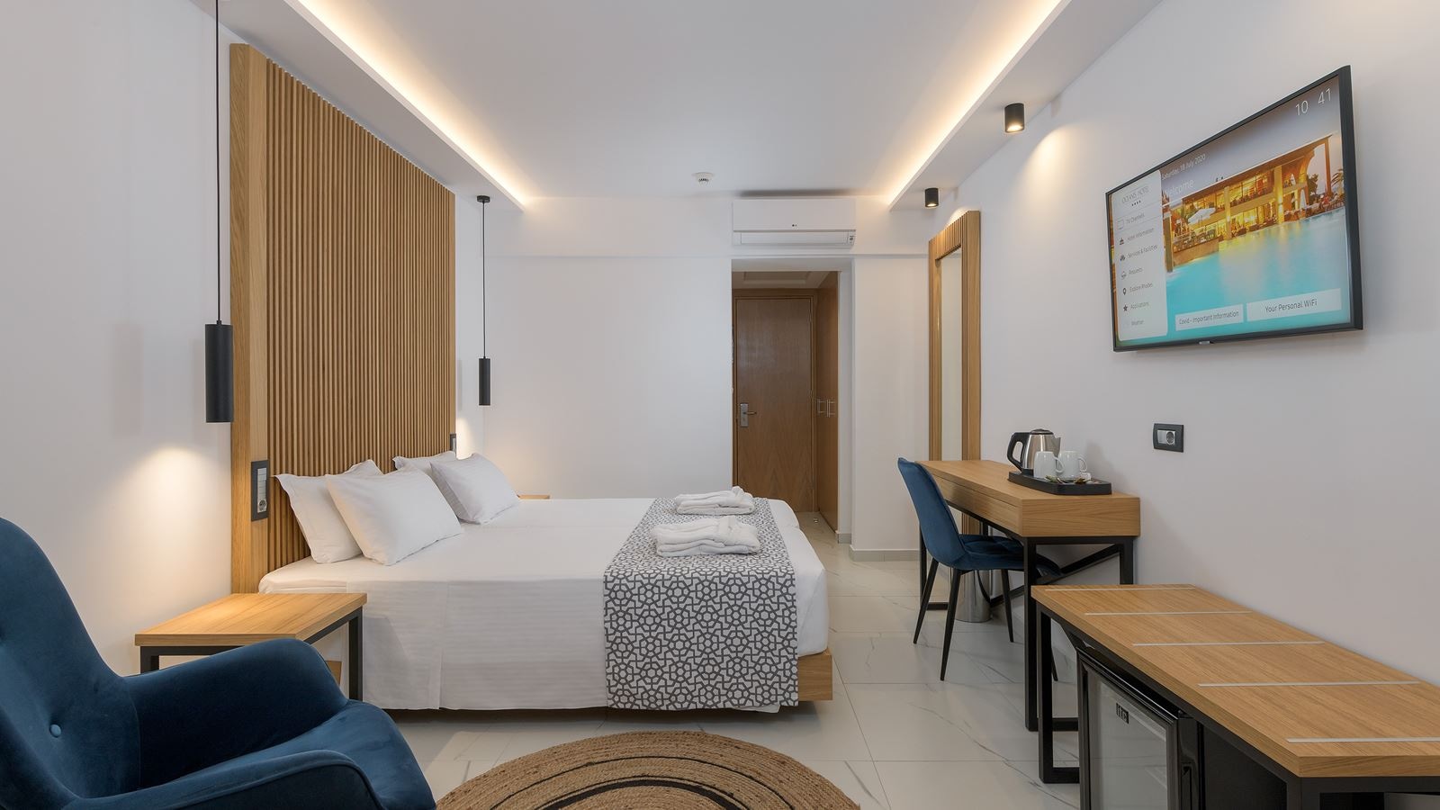 rooms-room-superior-double-sea-view-balcony