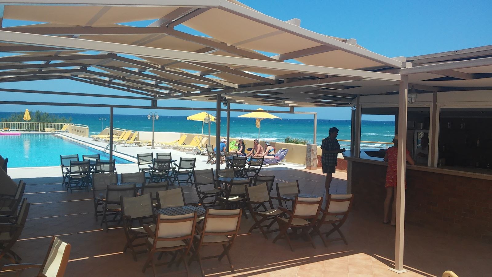 bars-kavros-pool-bar