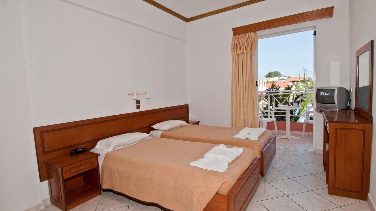 rooms-2bedroom-standard-apartment