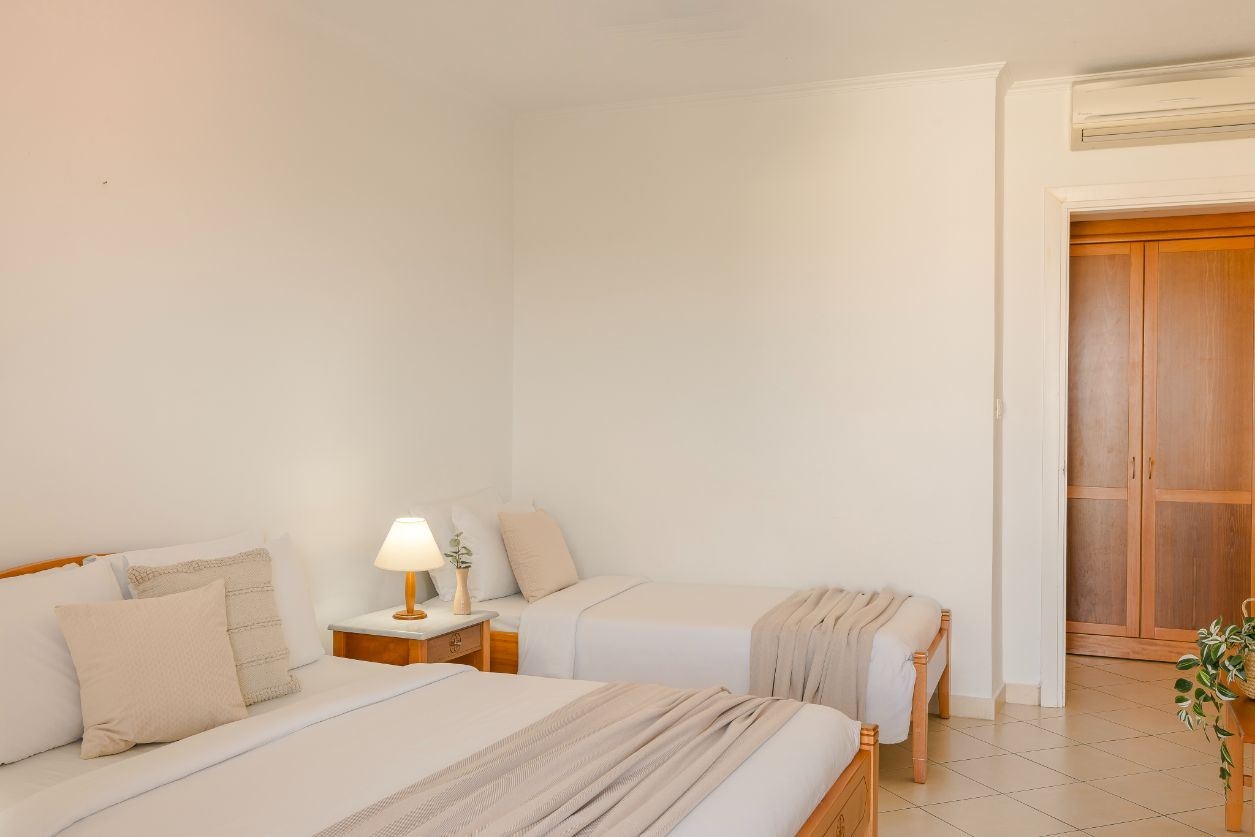 rooms-one-bedroom-family--garden-view-balcony-or-terrace