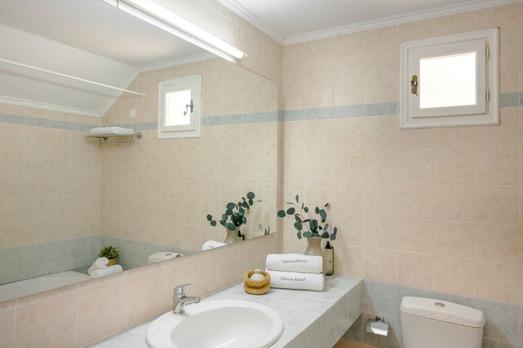 rooms-one-bedroom-family--sea-view-balcony-or-terrace