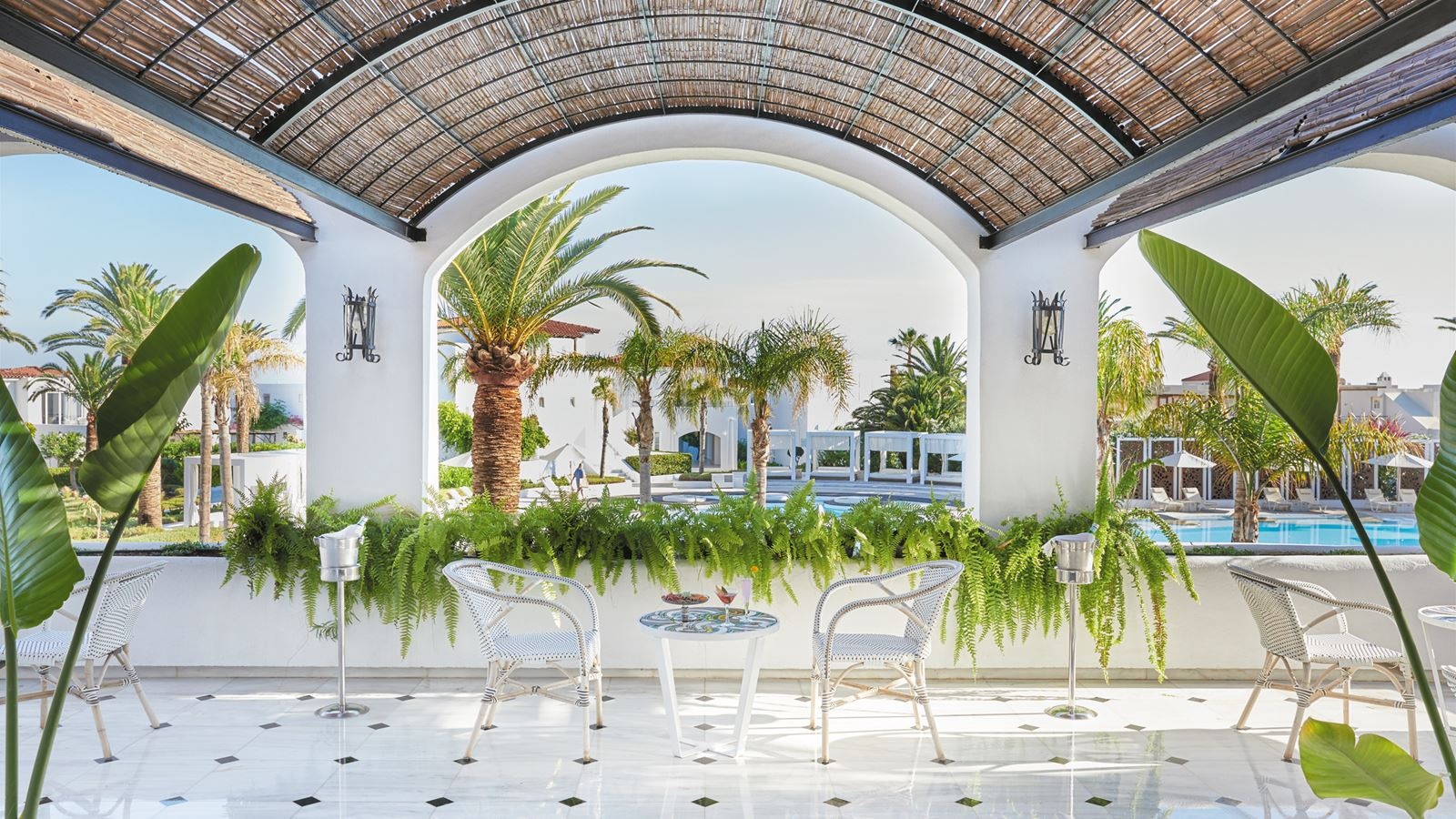 bars-panther-lobby-bar