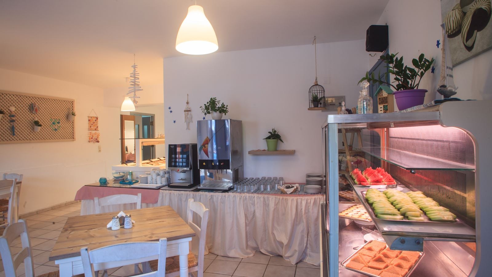 restaurants-main-restaurant