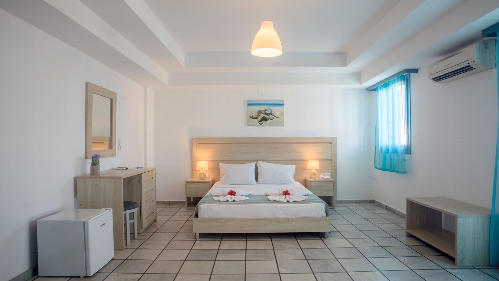 rooms-double-or-triple-garden-view