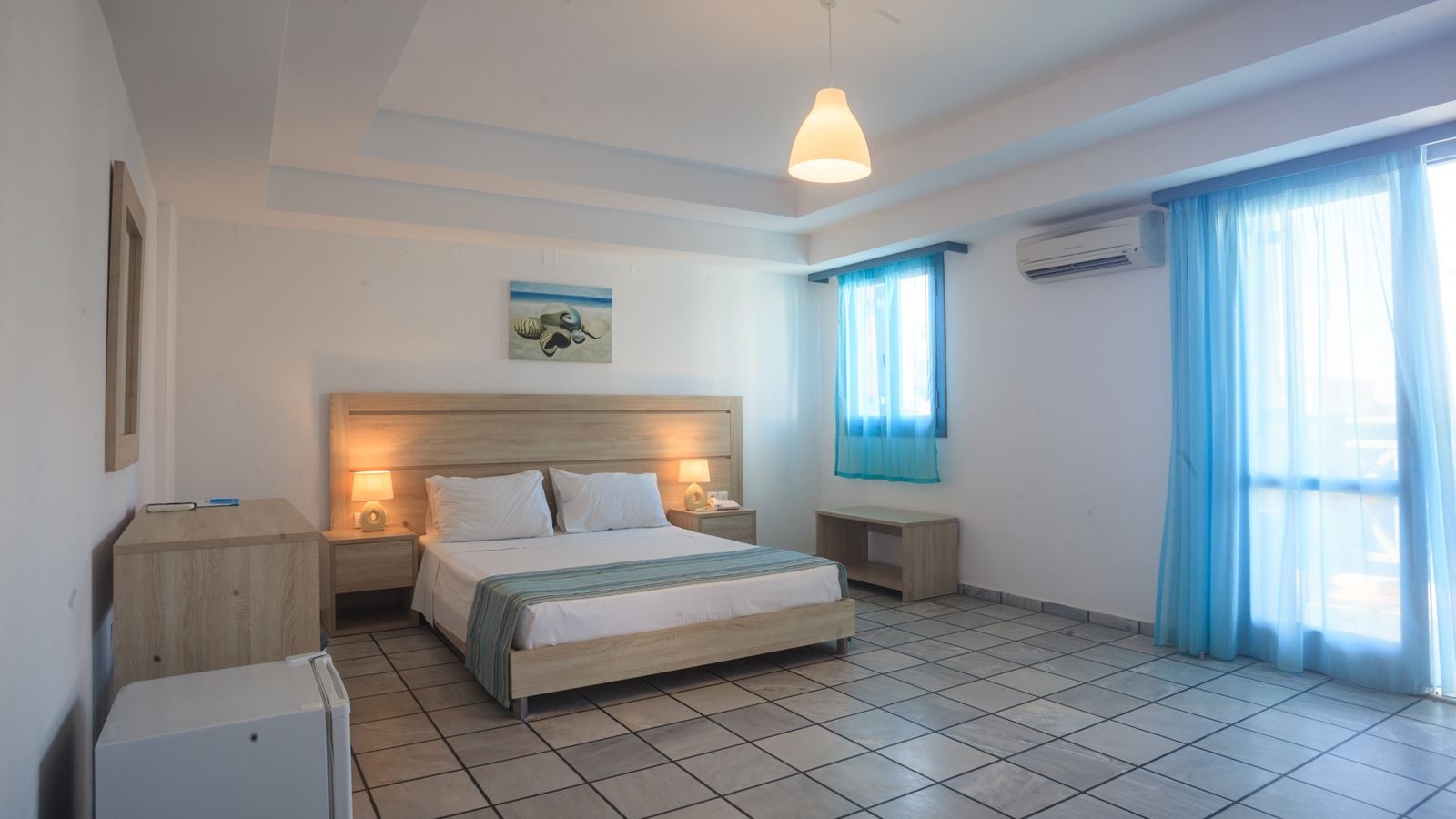 rooms-room-superior-side-sea-view