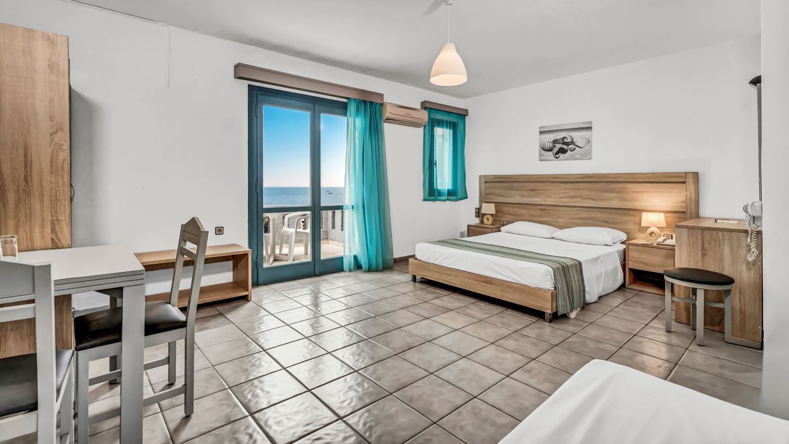 rooms-double-or-triple-sea-view-or-side-sea-view