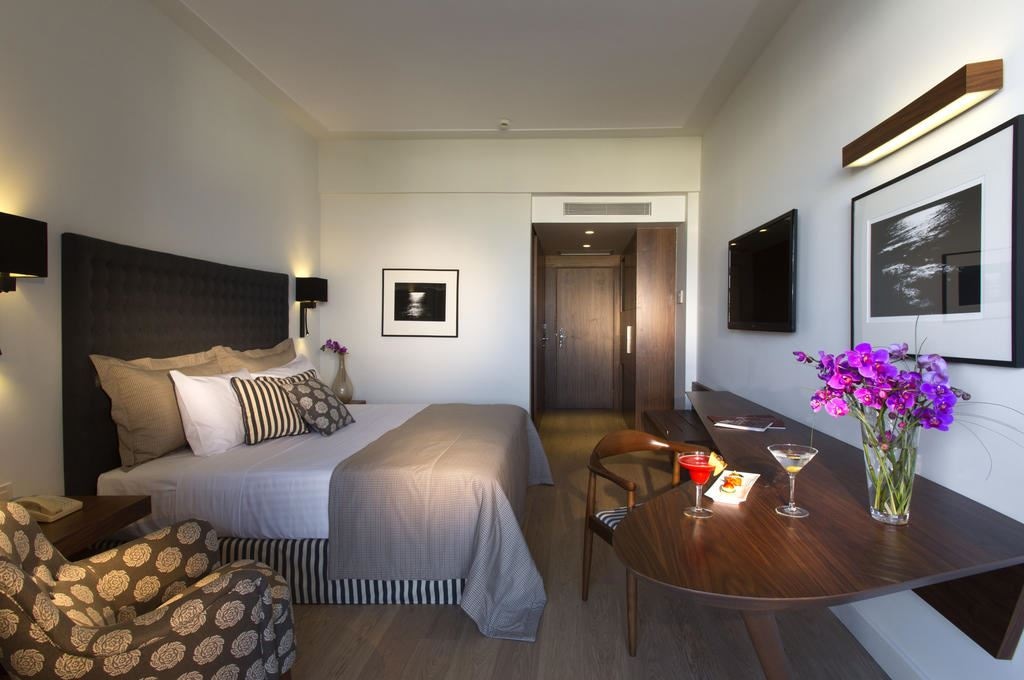 rooms-executive-room
