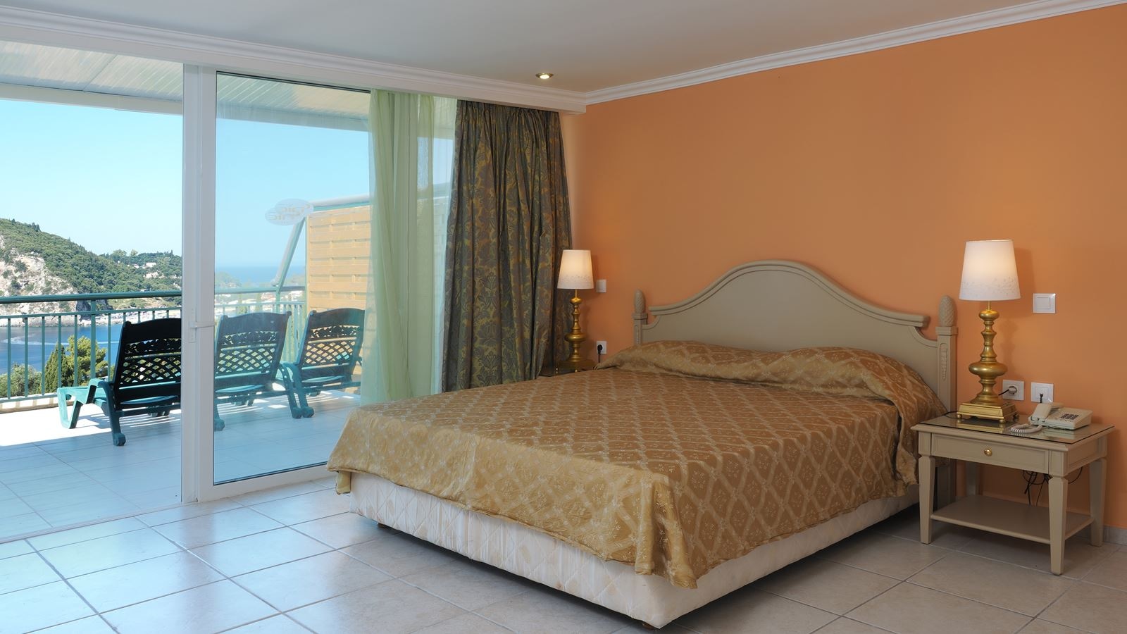 rooms-executive-room