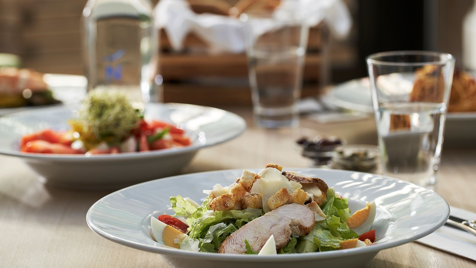 restaurants-restaurants