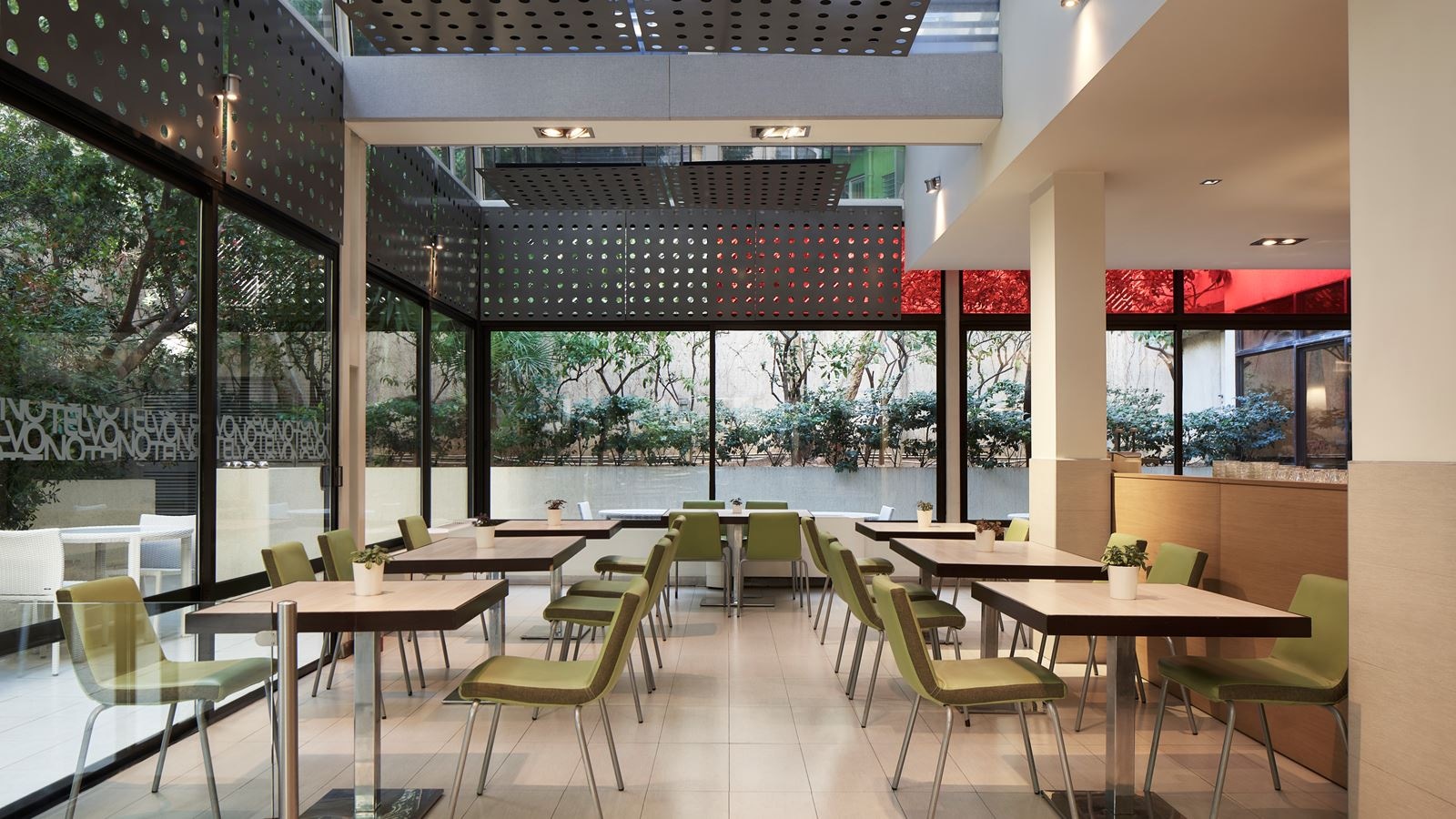 restaurants-restaurants