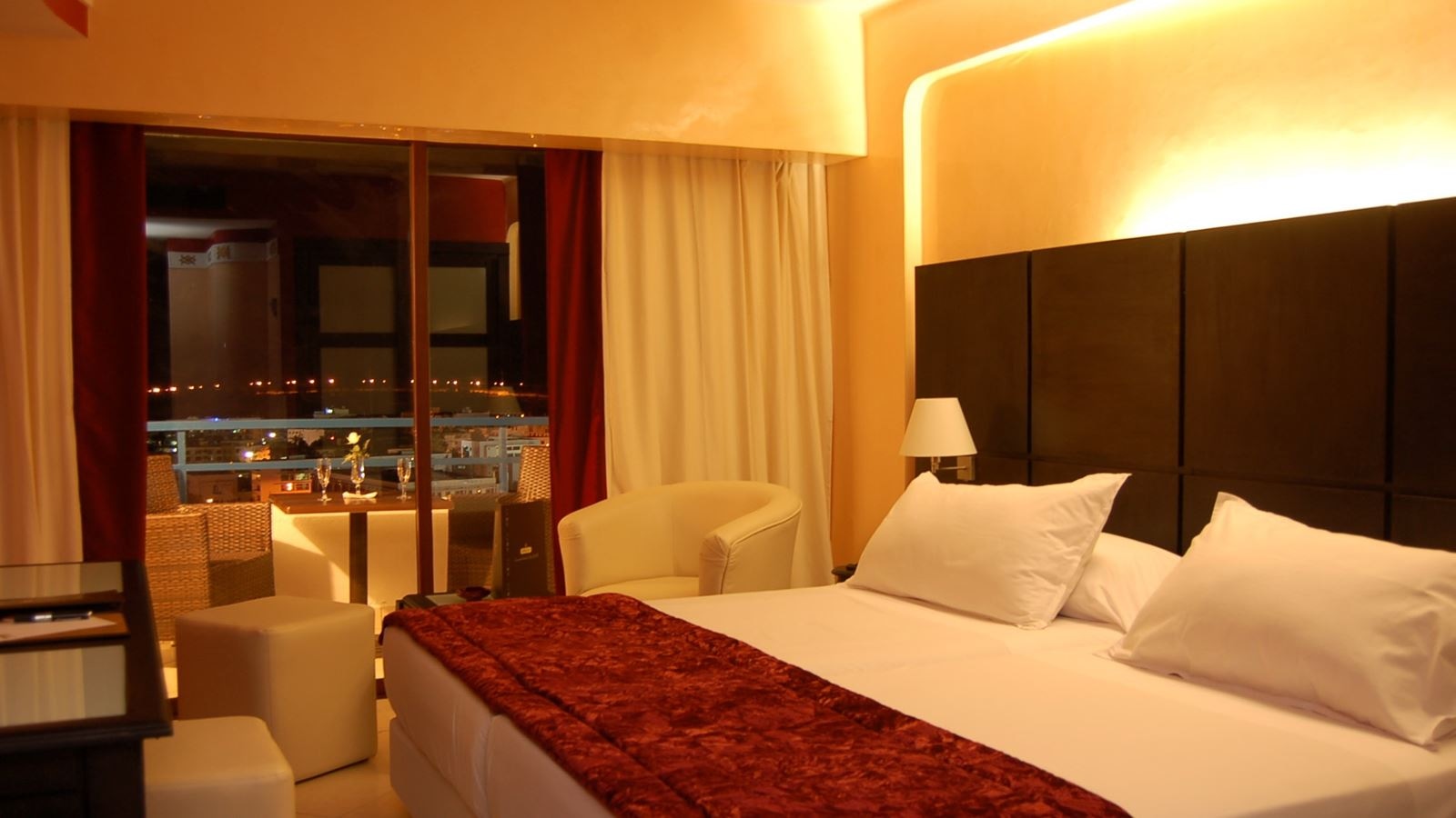 rooms-grand-apart-room