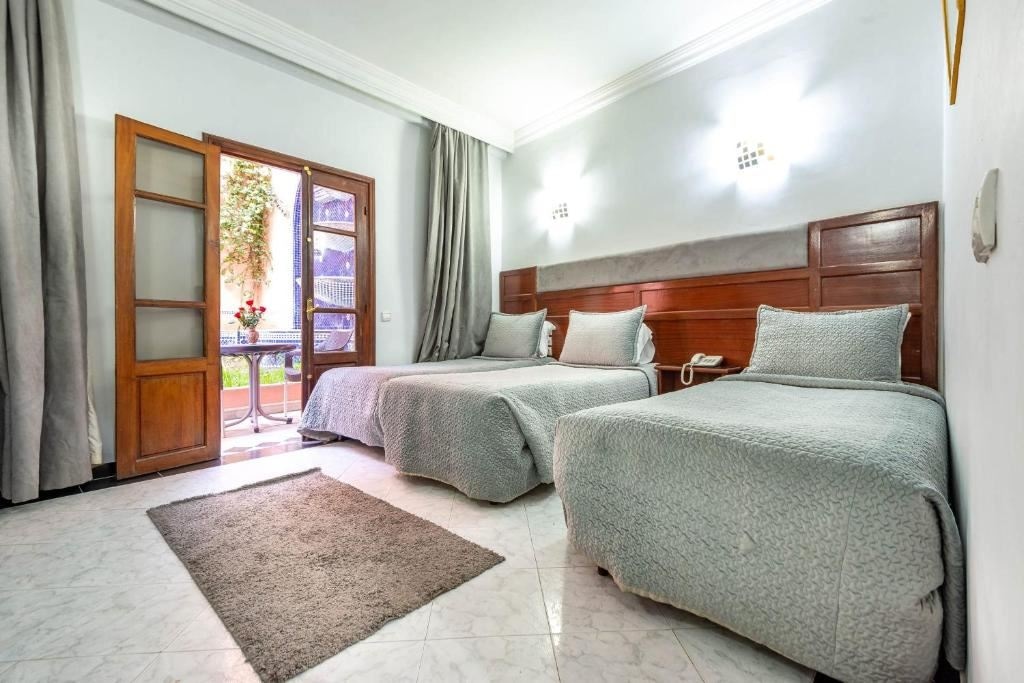 rooms-triple-standard-room