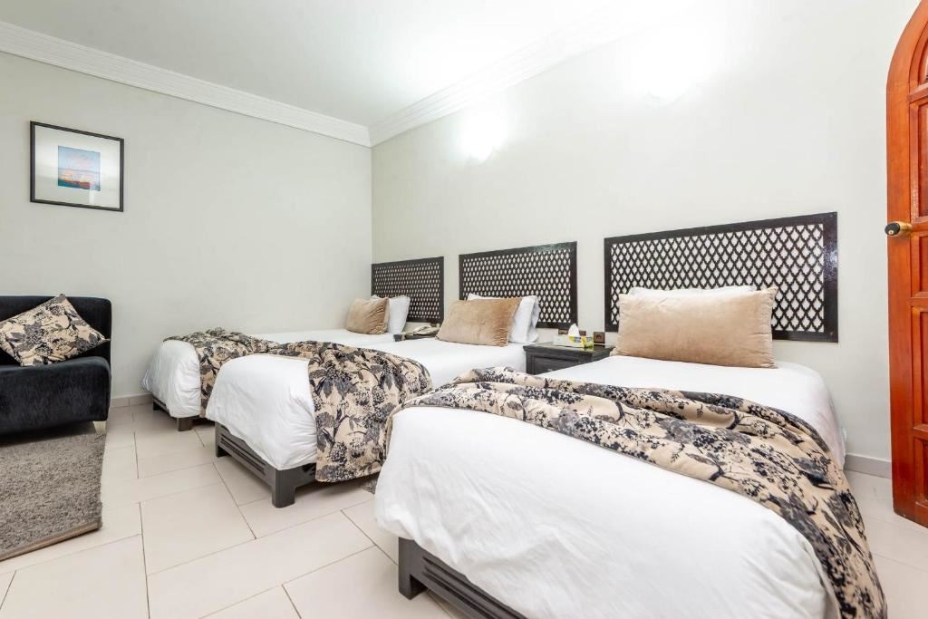 rooms-triple-standard-room