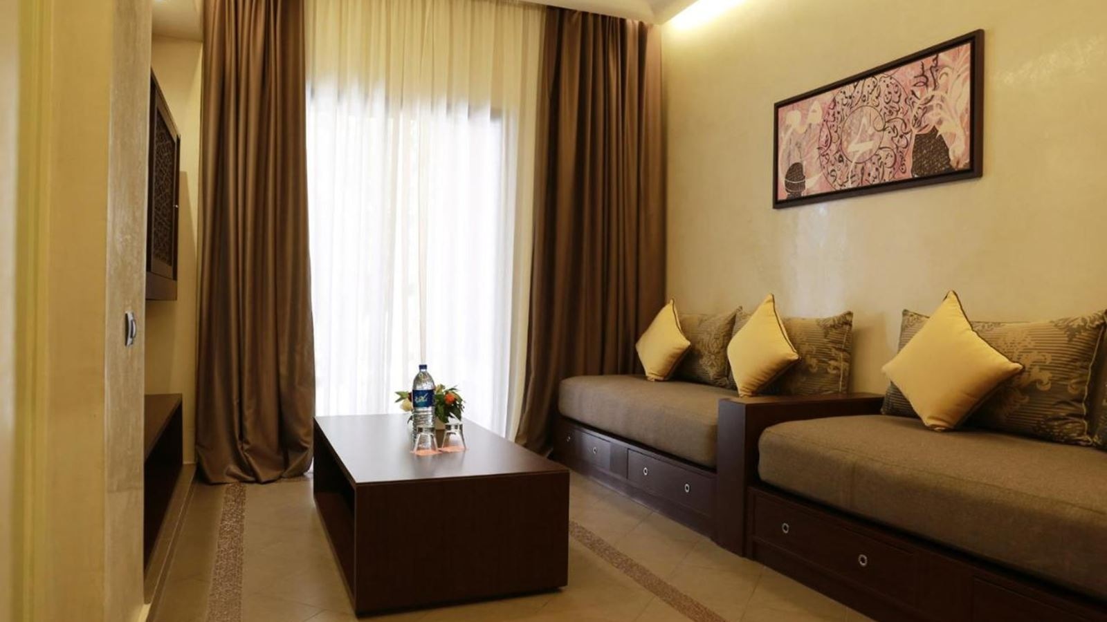 rooms-single-deluxe-room---balcony-or-terrace-