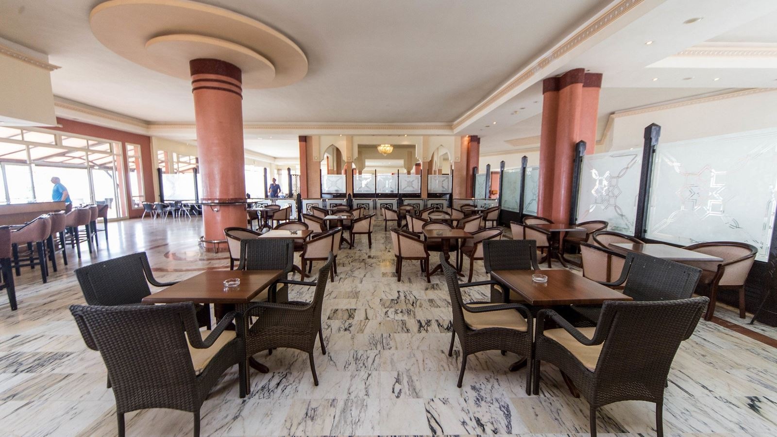 restaurants-main-restaurant