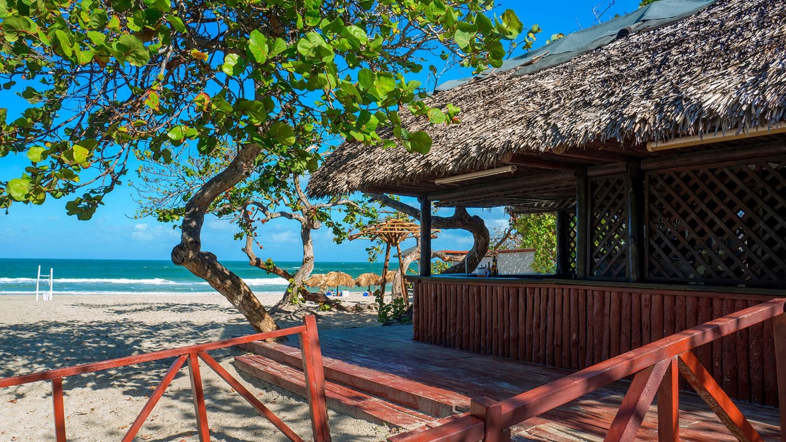 restaurants-beachside-bar--grill