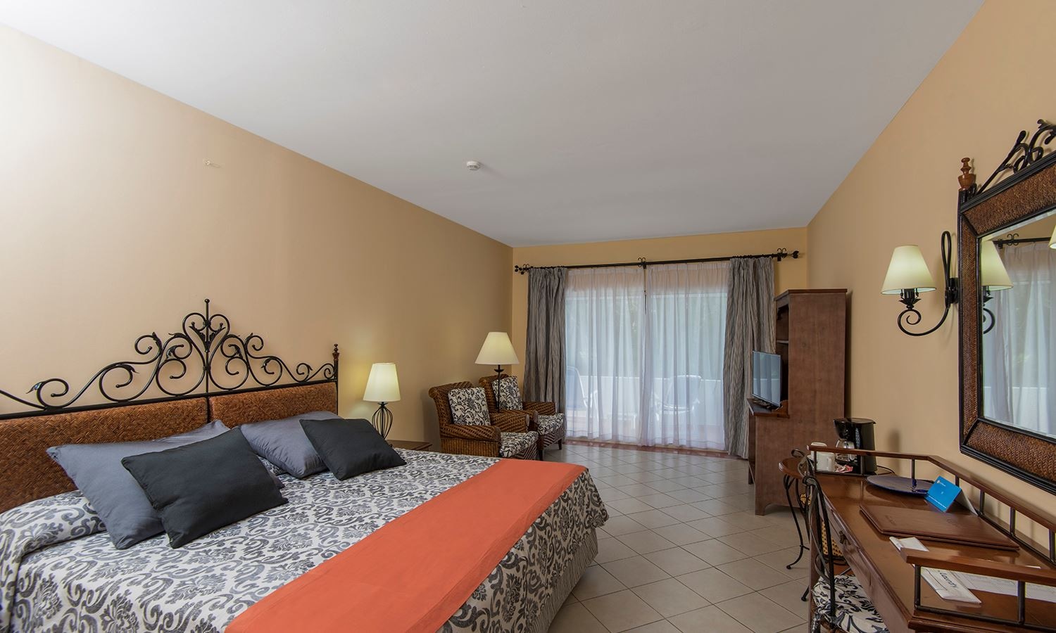 rooms-superior-double-room