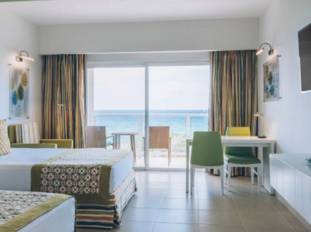 rooms-double-sea-view-room